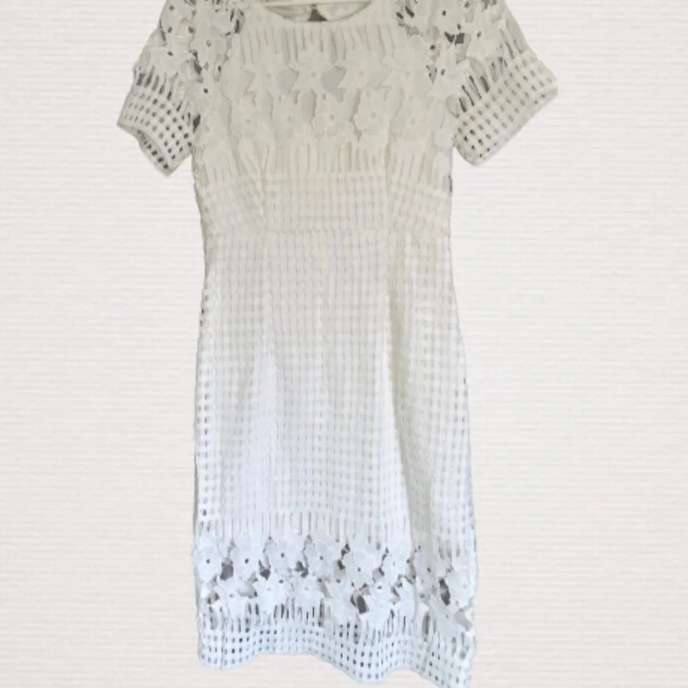 LACE & HEELS BOUTIQUE - lace/crochet style dress - size 10 - Picture 3 of 12